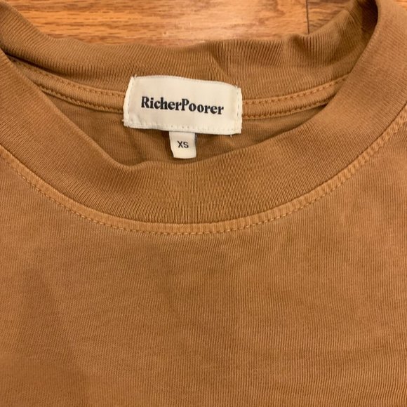 Women's Relaxed Crop Tee in Morning Roast - Picture 5 of 5